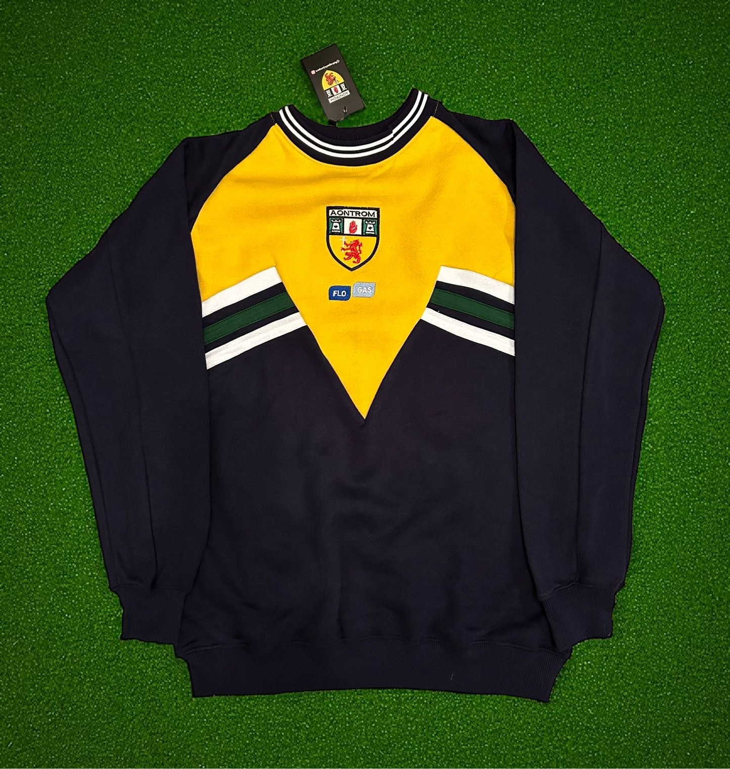 Antrim Retro Jumper